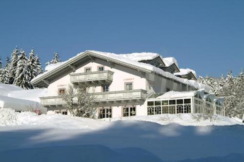 Landgasthof Zum Hirschenstein, Pension Garni 상트엥글마 외부 사진