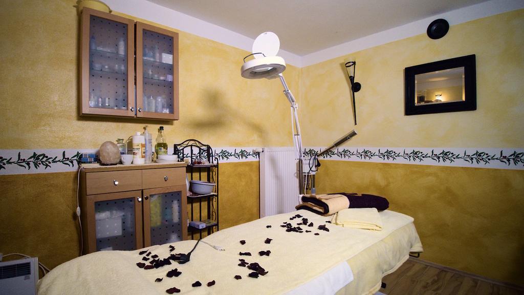 Landgasthof Zum Hirschenstein, Pension Garni 상트엥글마 외부 사진