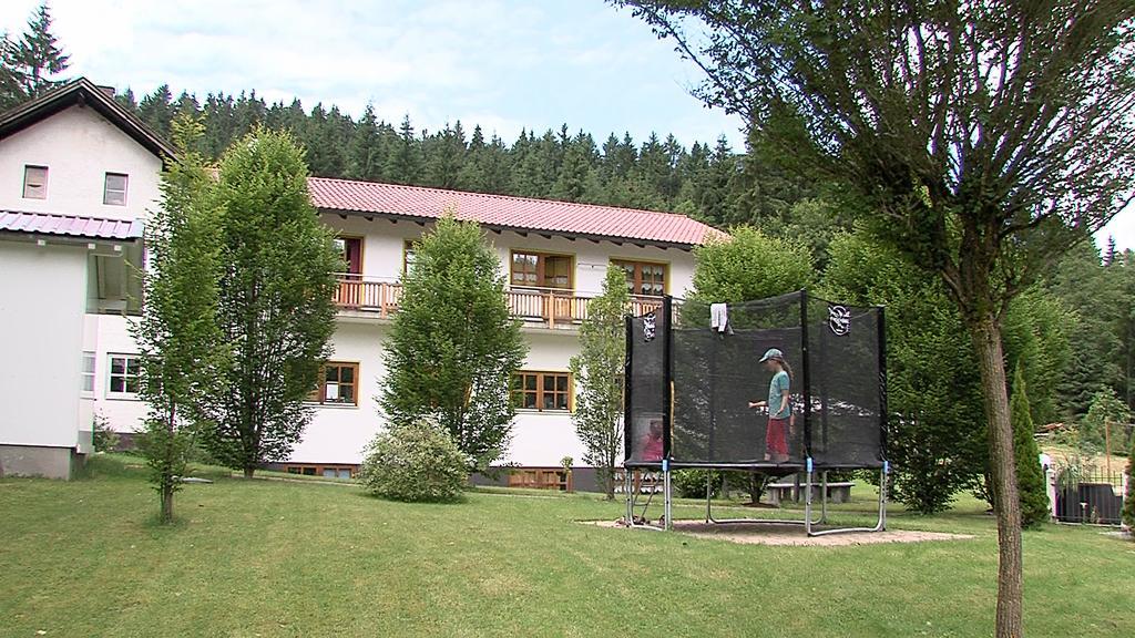Landgasthof Zum Hirschenstein, Pension Garni 상트엥글마 외부 사진
