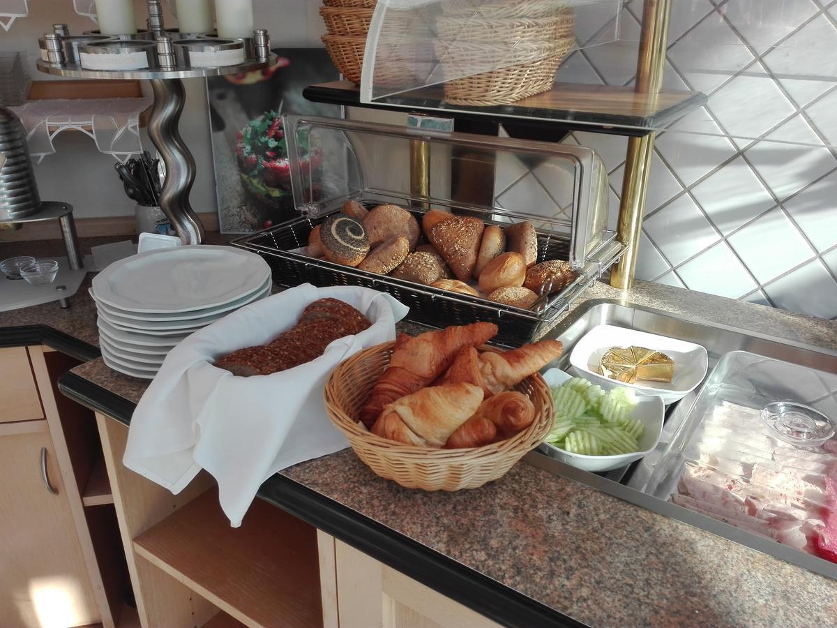 Landgasthof Zum Hirschenstein, Pension Garni 상트엥글마 외부 사진